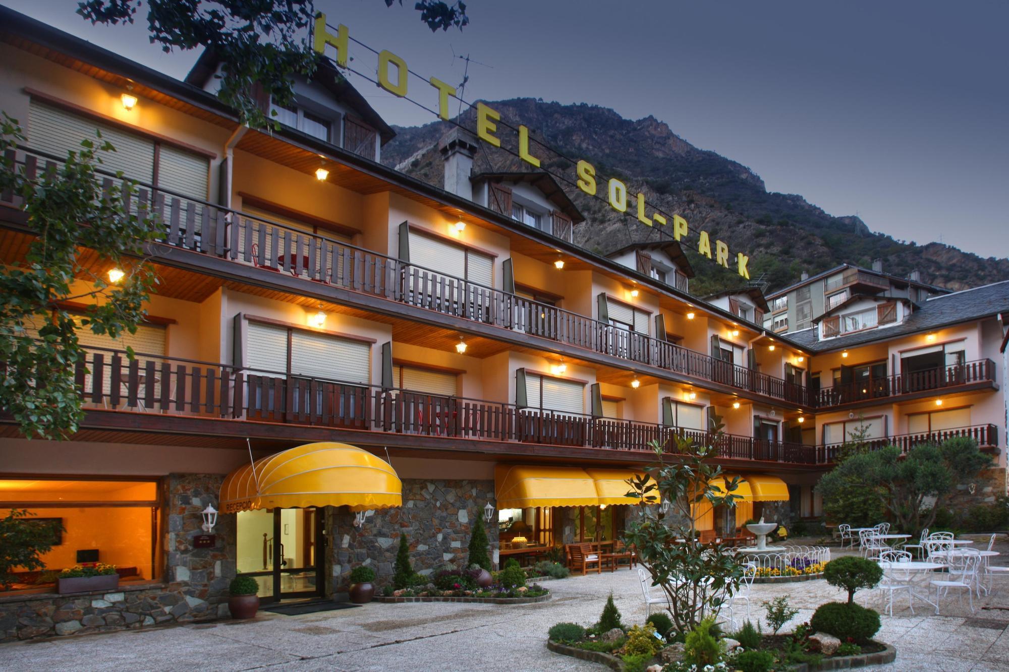 Hotel Sol-Park Sant Julia de Loria Exterior photo